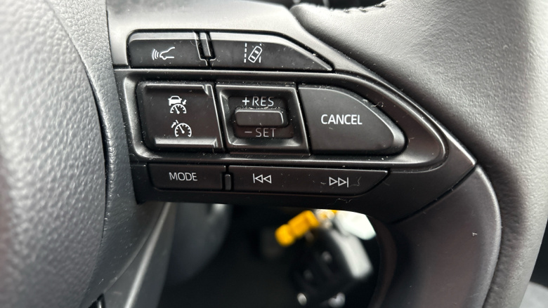 Toyota Aygo X 1.0 VVT-i Edge 5dr Petrol Hatchback